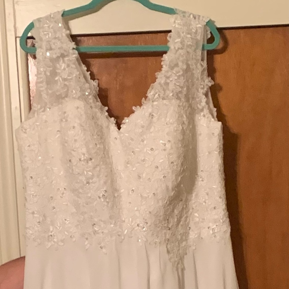 Long wedding dress, with train.